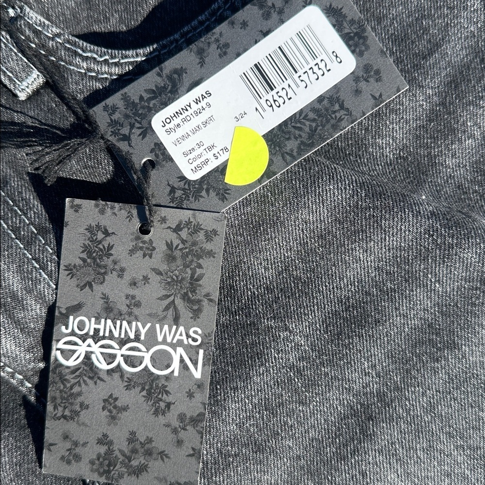 Johnny Was Sassoon Vienna back washed denim hi lo maxi skirt NWTS size 30” - Picture 3 of 9